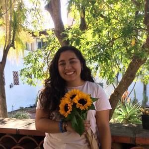 Meet your Posher, Julia